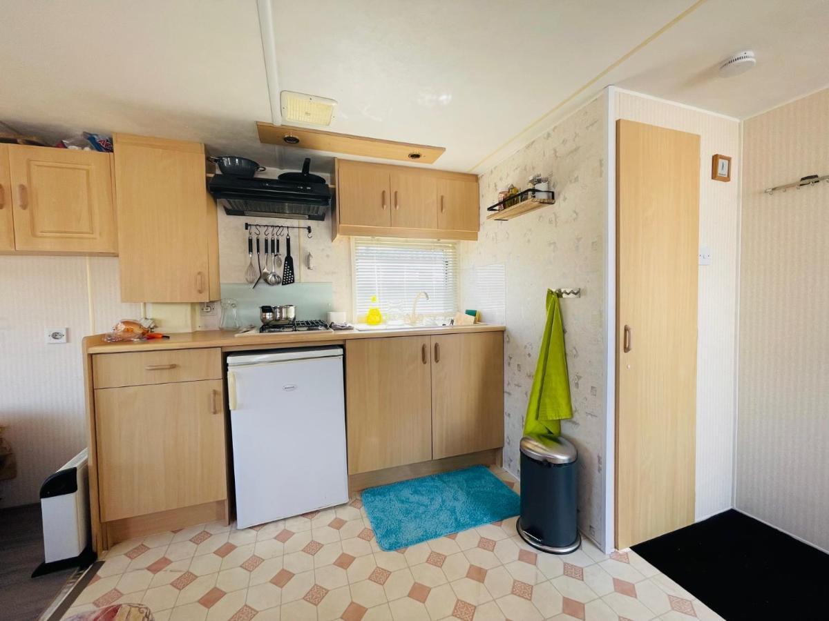 Holiday Caravan Holle Poarte ماكوم المظهر الخارجي الصورة